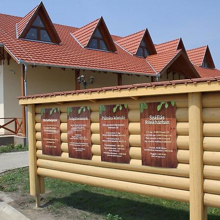 Tuzseri Palinka Tanya Екстериор снимка